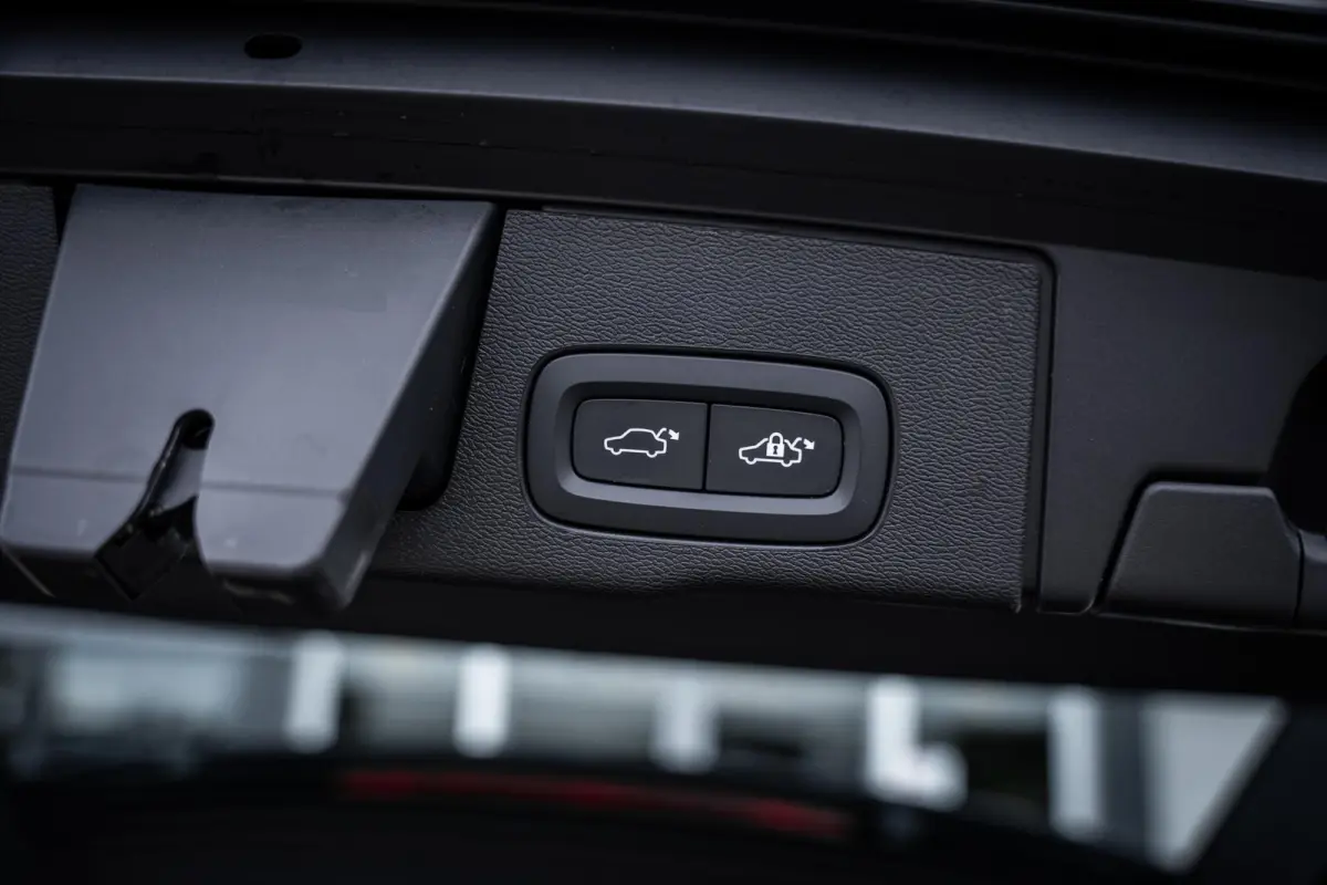 2.0 T6 Plug-In Hybrid AWD Plus Bright Pano-dak|H&K|Memory|ACC|Stoel&Stuurverw.|Dealer-onderhouden