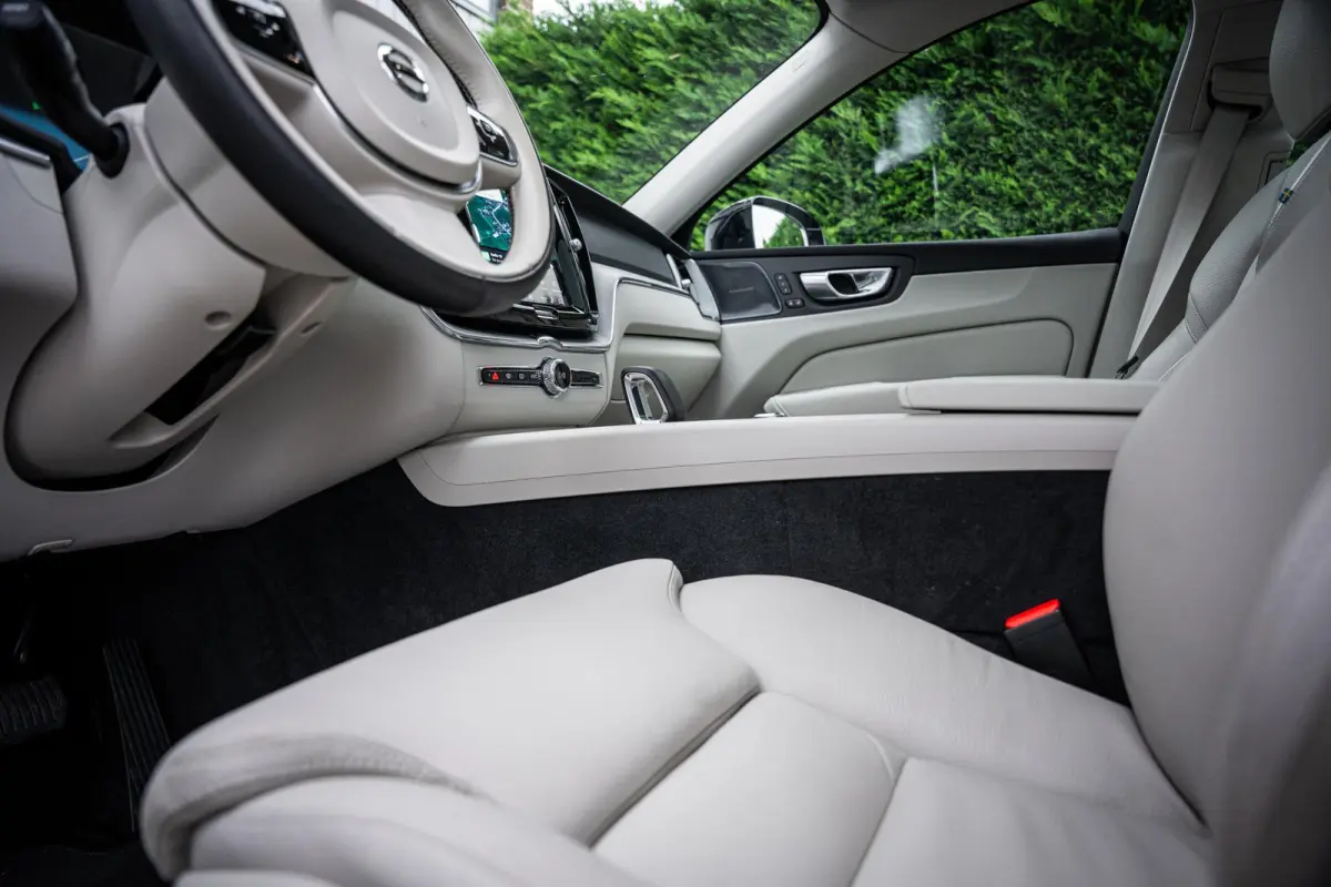 2.0 T6 Plug-In Hybrid AWD Plus Bright Pano-dak|H&K|Memory|ACC|Stoel&Stuurverw.|Dealer-onderhouden