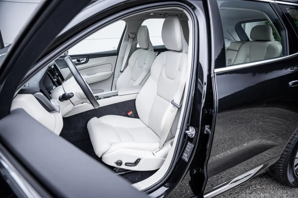 2.0 T6 Plug-In Hybrid AWD Plus Bright Pano-dak|H&K|Memory|ACC|Stoel&Stuurverw.|Dealer-onderhouden