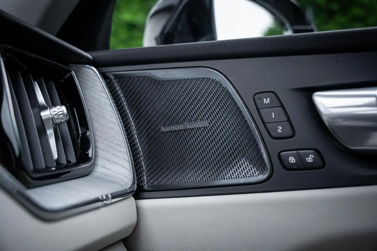 2.0 T6 Plug-In Hybrid AWD Plus Bright Pano-dak|H&K|Memory|ACC|Stoel&Stuurverw.|Dealer-onderhouden