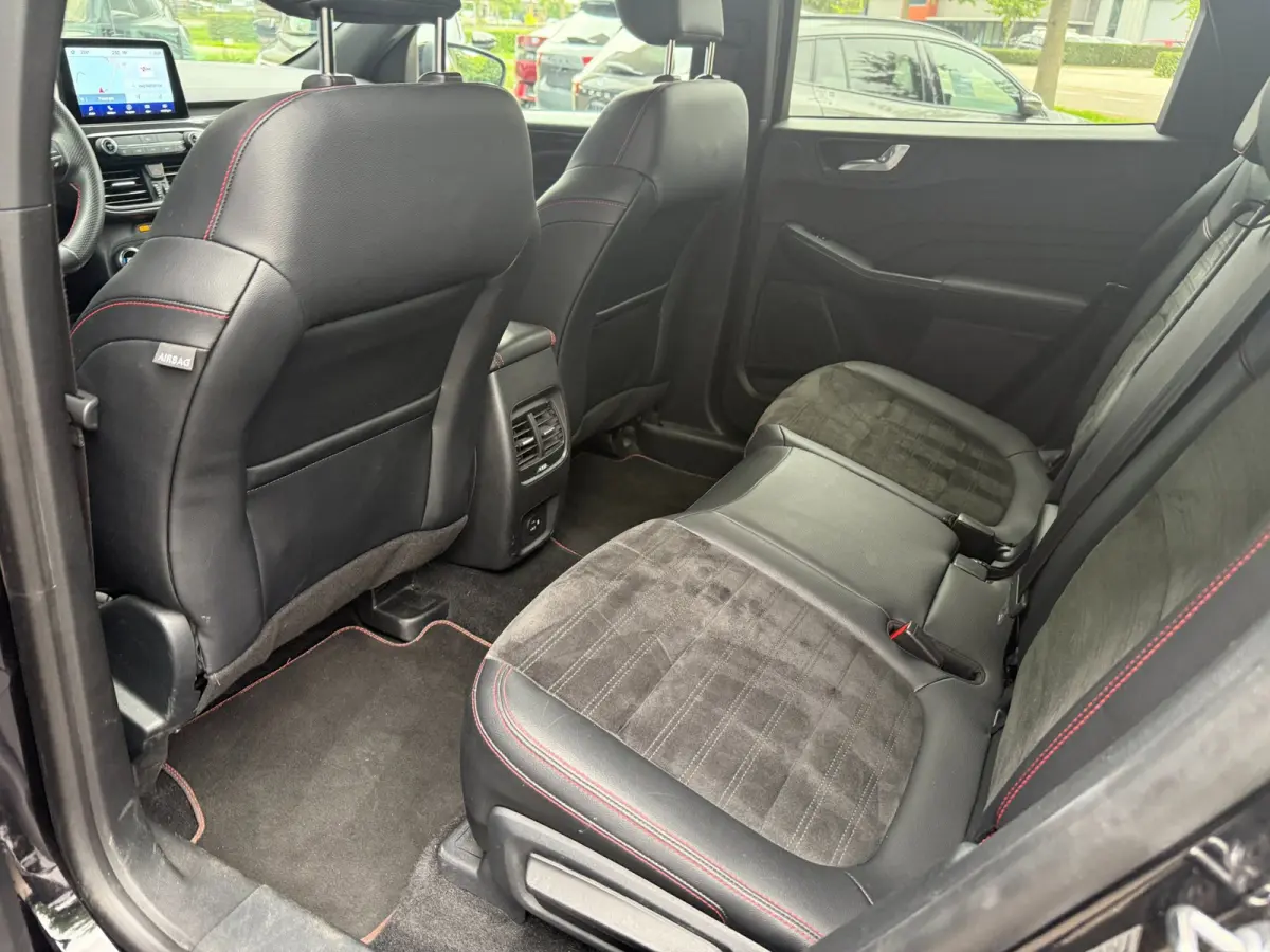 2.5 PHEV ST-Line X Navi, B&O, Camera's, HUD, Adop cruise, BLIS etc. etc.