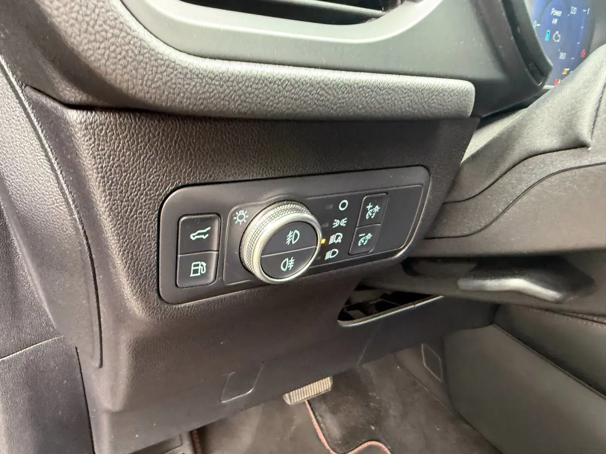 2.5 PHEV ST-Line X Navi, B&O, Camera's, HUD, Adop cruise, BLIS etc. etc.