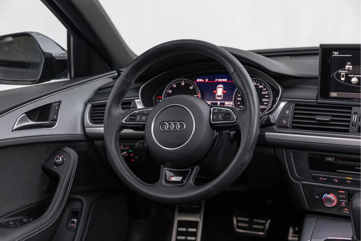 2.0 TFSI 252pk S line Edition Pano 19'' LED Orig NL