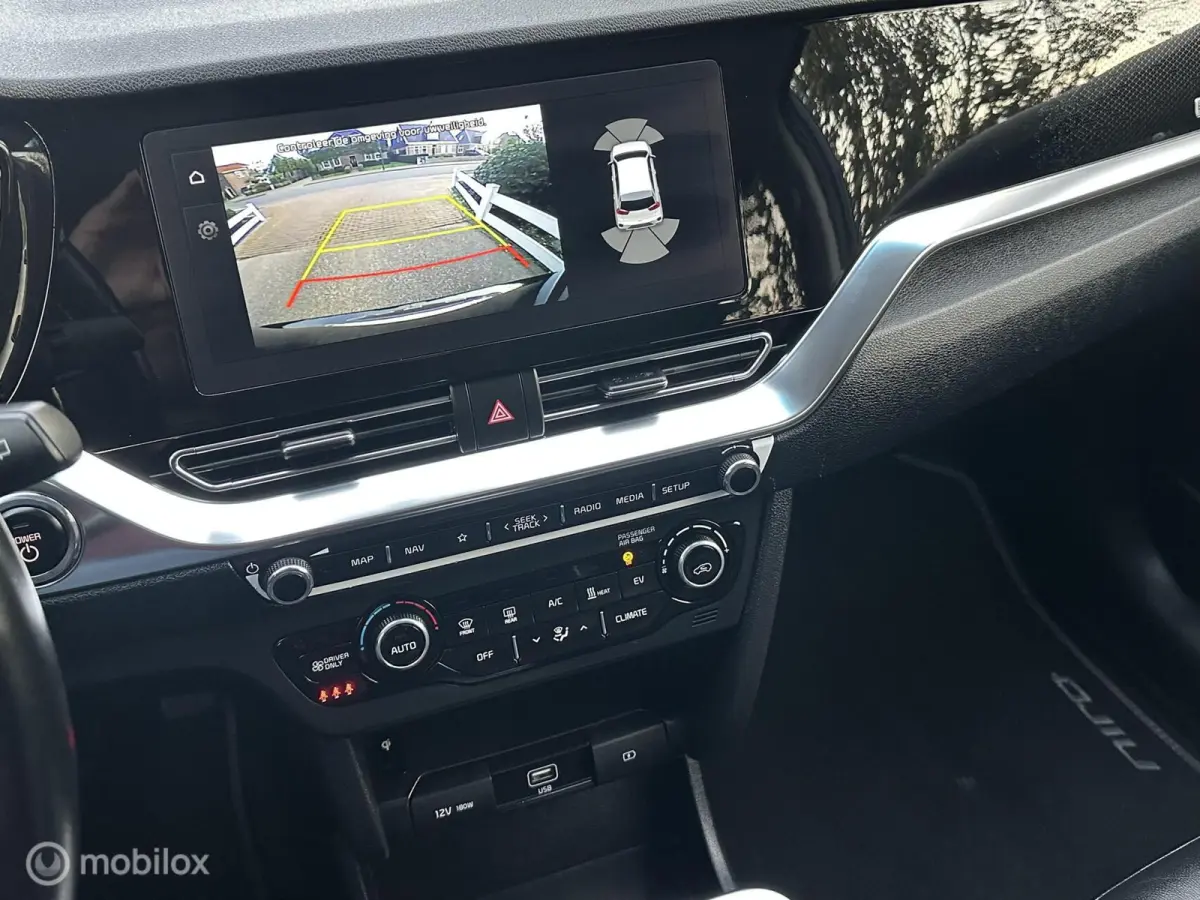 ExecutiveLine 64 kWh 3-FASE SOH 98,6% WARMTEPOMP SCHUIFDAK LEDER CARPLAY STOELVENTILATIE/VERWARMING ACHTERUITRIJ CAMERA!!