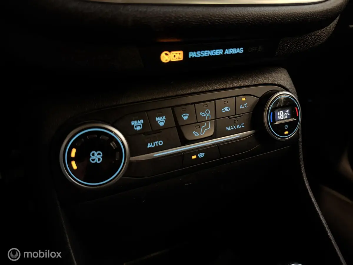 1.0 EcoBoost Titanium 1eEIG! NAP B&O CARPLAY ACC