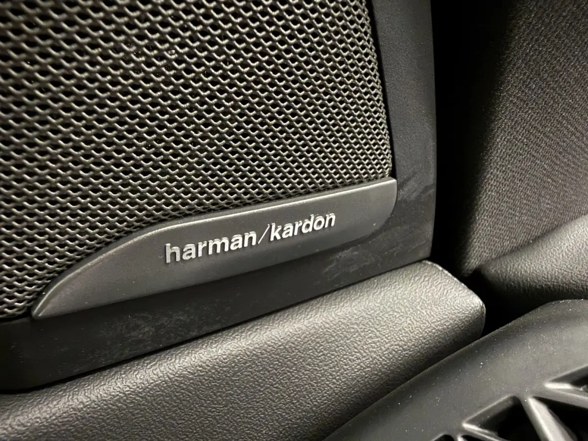 xDrive50e M-Sport SKYSCRAPER/PANO-SKY LOUNGE/TREKHAAK/MERINO LEER COMFORT/LUCHTVERING/H&K/20"M-SPORT/KEYLESS/CAMERA/SHADOW-LINE/NET OH BEURT GEHAD BIJ BMW DEALER/ABSOLUTE NIEUWSTAAT/BTW-AUTO