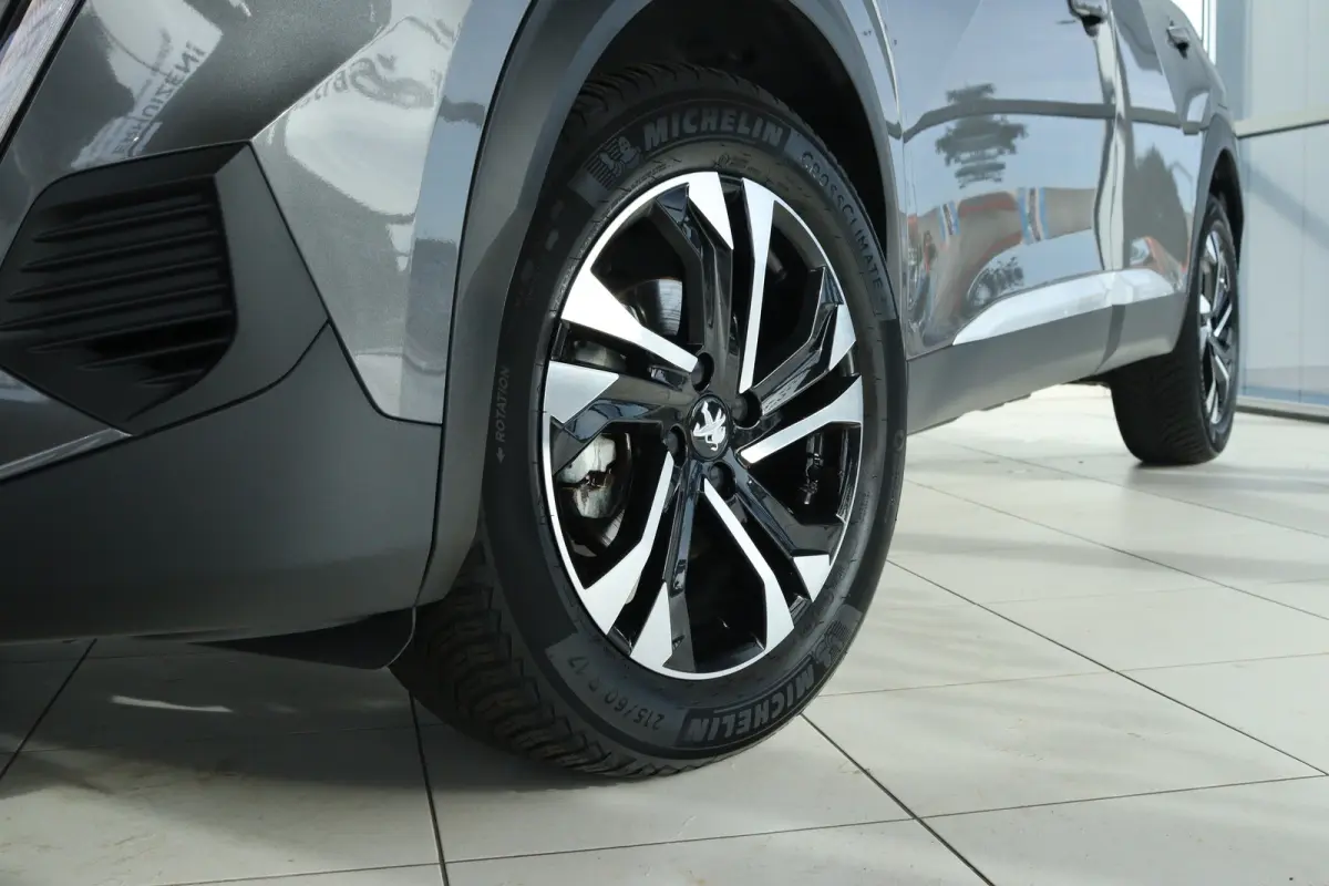 1.2 Turbo Allure | Cruise Control | Trekhaak | Navigatie | Carplay | 17 Inch | Climate Control | LED | Sensoren