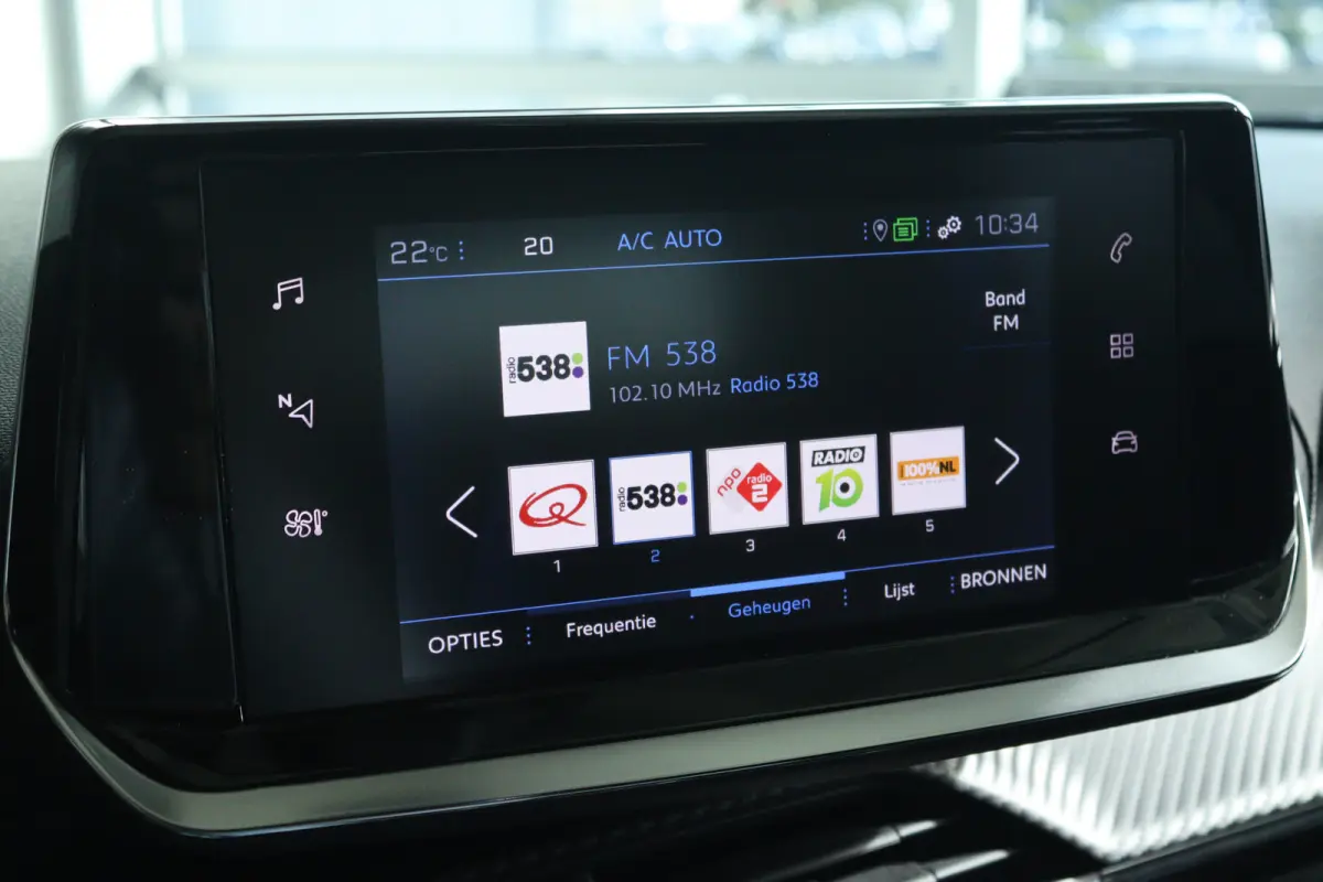 1.2 Turbo Allure | Cruise Control | Trekhaak | Navigatie | Carplay | 17 Inch | Climate Control | LED | Sensoren