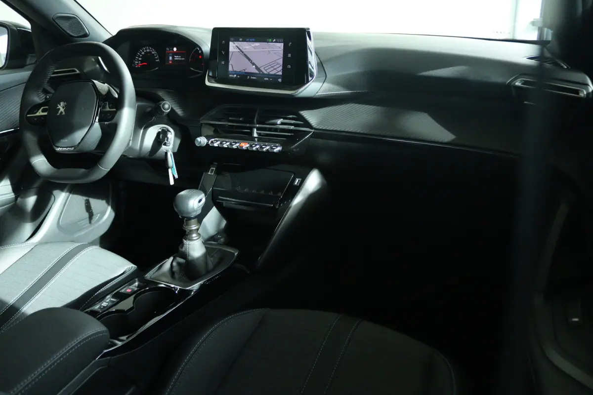 1.2 Turbo Allure | Cruise Control | Trekhaak | Navigatie | Carplay | 17 Inch | Climate Control | LED | Sensoren