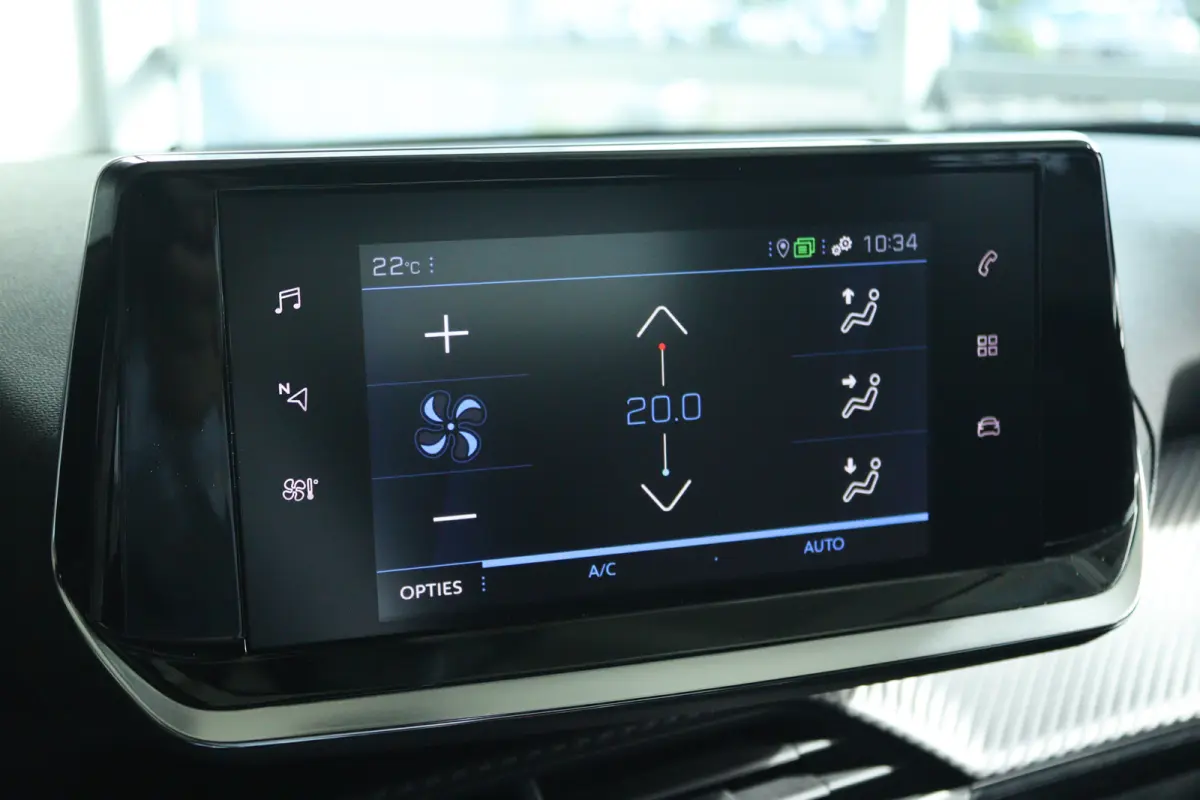 1.2 Turbo Allure | Cruise Control | Trekhaak | Navigatie | Carplay | 17 Inch | Climate Control | LED | Sensoren