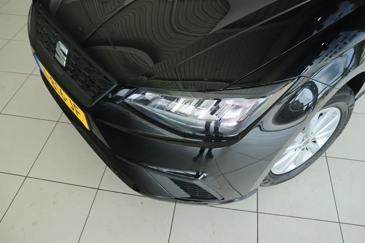 1.0 EcoTSI Style Business Intense | Cruise Control | Stoelverwarming | Navi | Carplay | Climate Control | Digital Cockpit | LED | LMV