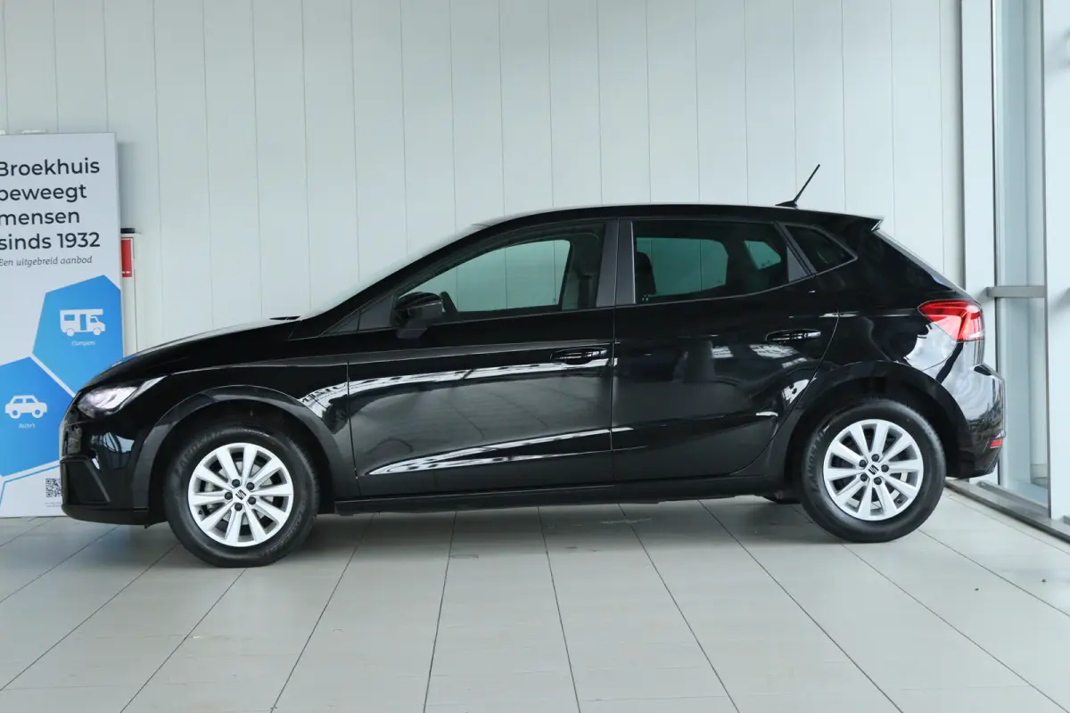 1.0 EcoTSI Style Business Intense | Cruise Control | Stoelverwarming | Navi | Carplay | Climate Control | Digital Cockpit | LED | LMV