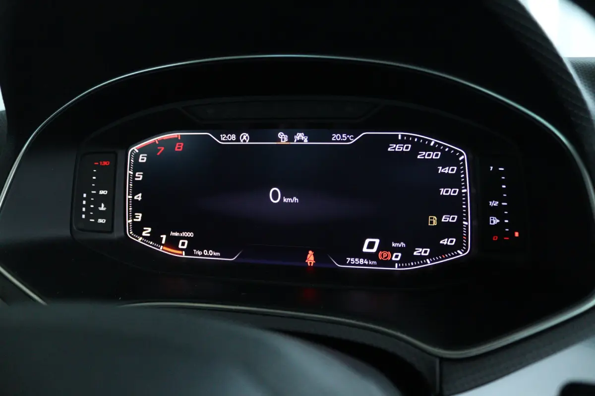 1.0 EcoTSI Style Business Intense | Cruise Control | Stoelverwarming | Navi | Carplay | Climate Control | Digital Cockpit | LED | LMV