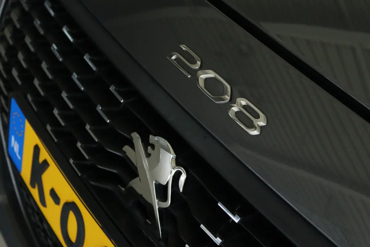 1.2 Turbo Allure | Cruise Control | Navigatie | Climate | Carplay | Sensoren | LMV | LED |