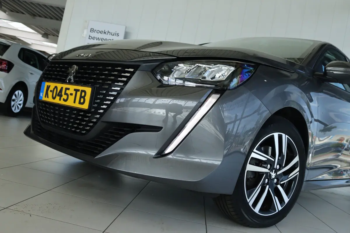 1.2 Turbo Allure | Cruise Control | Navigatie | Climate | Carplay | Sensoren | LMV | LED |