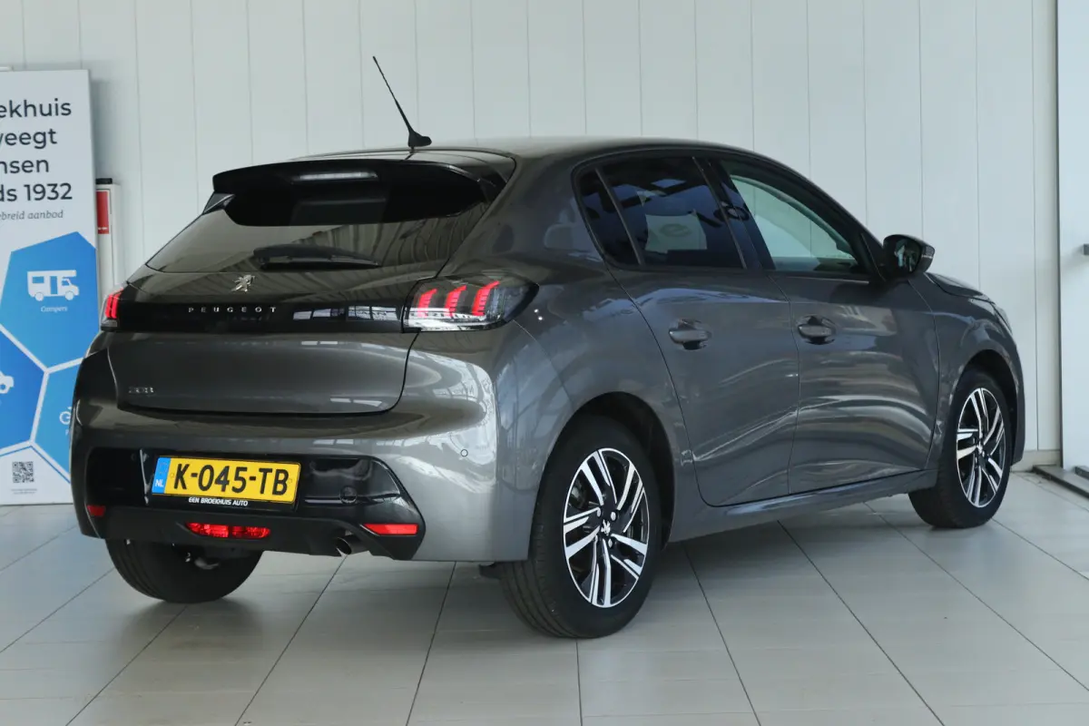 1.2 Turbo Allure | Cruise Control | Navigatie | Climate | Carplay | Sensoren | LMV | LED |