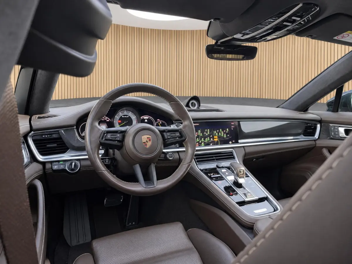 4.0 Turbo S E-Hybrid PTS |Keramisch |Pano |Soft Close |Massage |Stoelventilatie |Head-Up