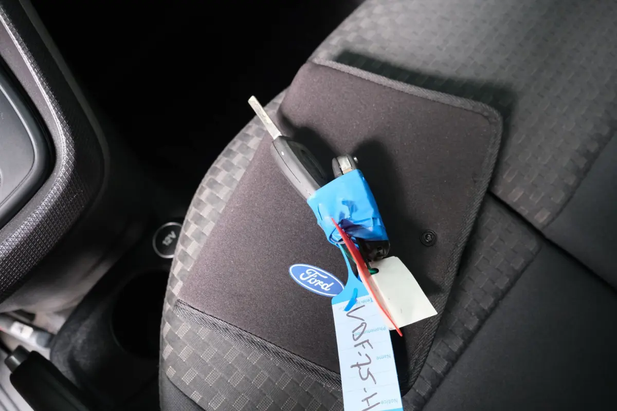 1.5 EcoBlue L1 Automaat - N.A.P. Airco, Cruise, Navi, PDC, Camera, Trekhaak.