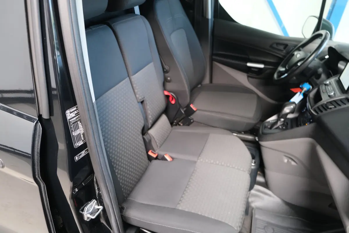 1.5 EcoBlue L1 Automaat - N.A.P. Airco, Cruise, Navi, PDC, Camera, Trekhaak.