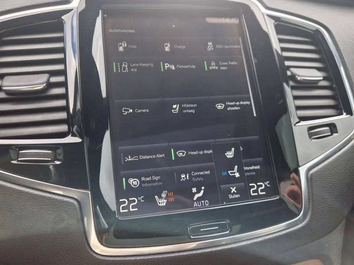 T8 Recharge AWD Massage | Harman Kardon | Inscription Plus Line (luxe lederen interieur, stoel ventilatie voor, voorstoel(en) met massagefunctie) en Scandinavian Line (achterstoelen verwarmd