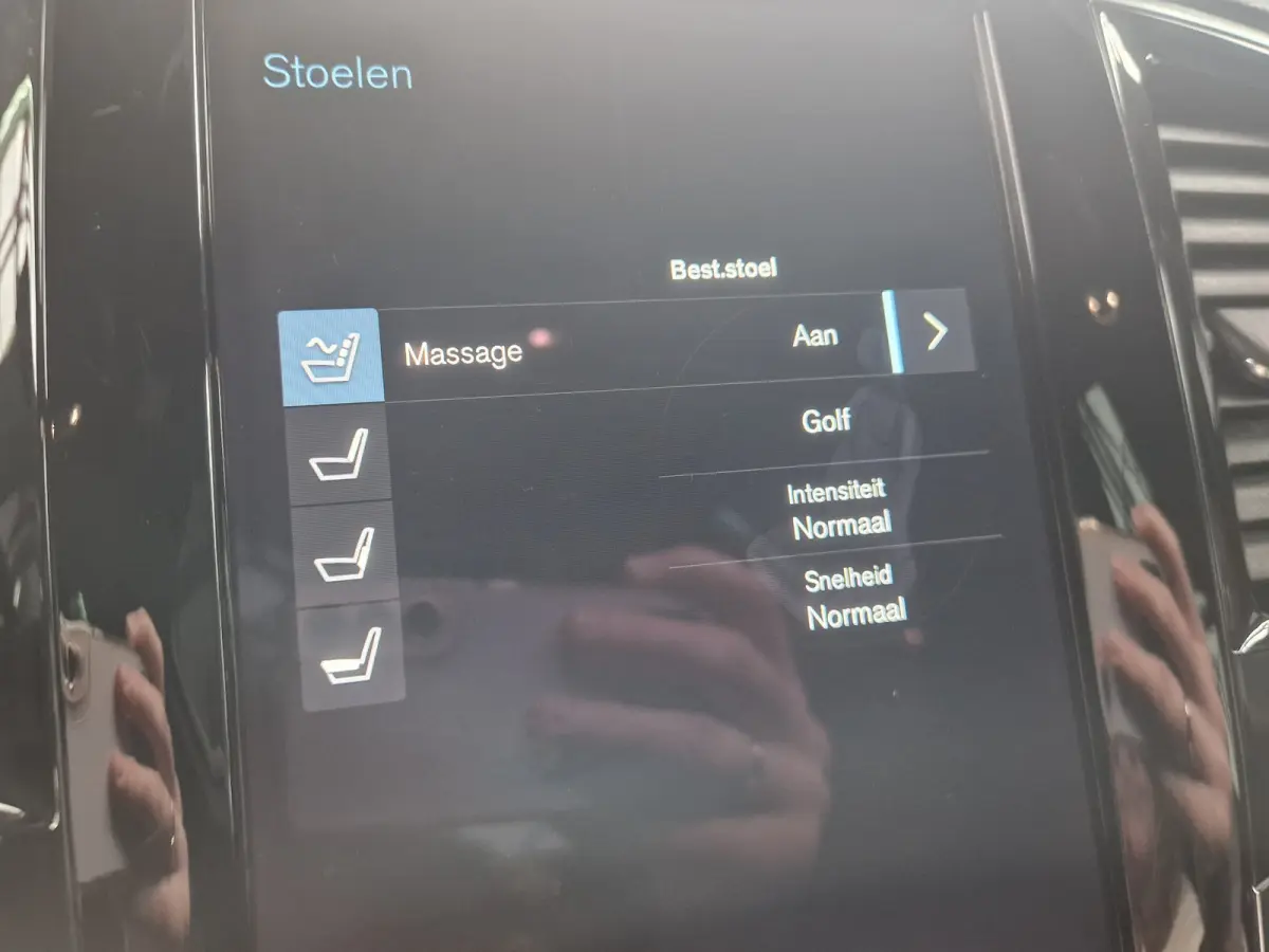 T8 Recharge AWD Massage | Harman Kardon | Inscription Plus Line (luxe lederen interieur, stoel ventilatie voor, voorstoel(en) met massagefunctie) en Scandinavian Line (achterstoelen verwarmd