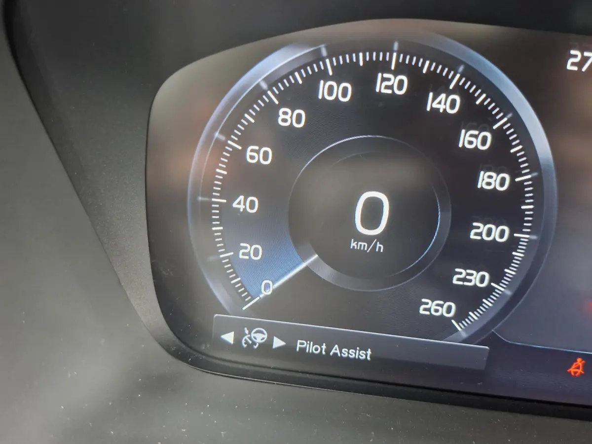 T8 Recharge AWD Inscription | Harman Kardon audiosysteem | Stuur verwarmd | Elektrisch verstelbare stoel(en) met geheugen | Extra getint glas achter |Voorstoelen verwarmd | Trekhaak | Electr