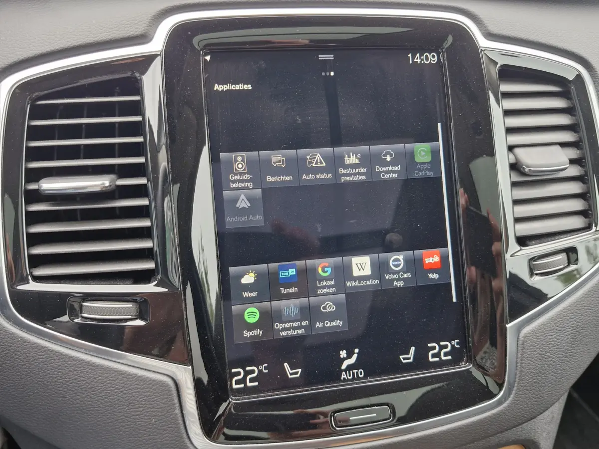 T8 Recharge AWD Inscription | Harman Kardon audiosysteem | Stuur verwarmd | Elektrisch verstelbare stoel(en) met geheugen | Extra getint glas achter |Voorstoelen verwarmd | Trekhaak | Electr