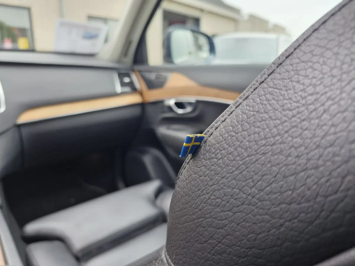 T8 Recharge AWD Inscription | Harman Kardon audiosysteem | Stuur verwarmd | Elektrisch verstelbare stoel(en) met geheugen | Extra getint glas achter |Voorstoelen verwarmd | Trekhaak | Electr