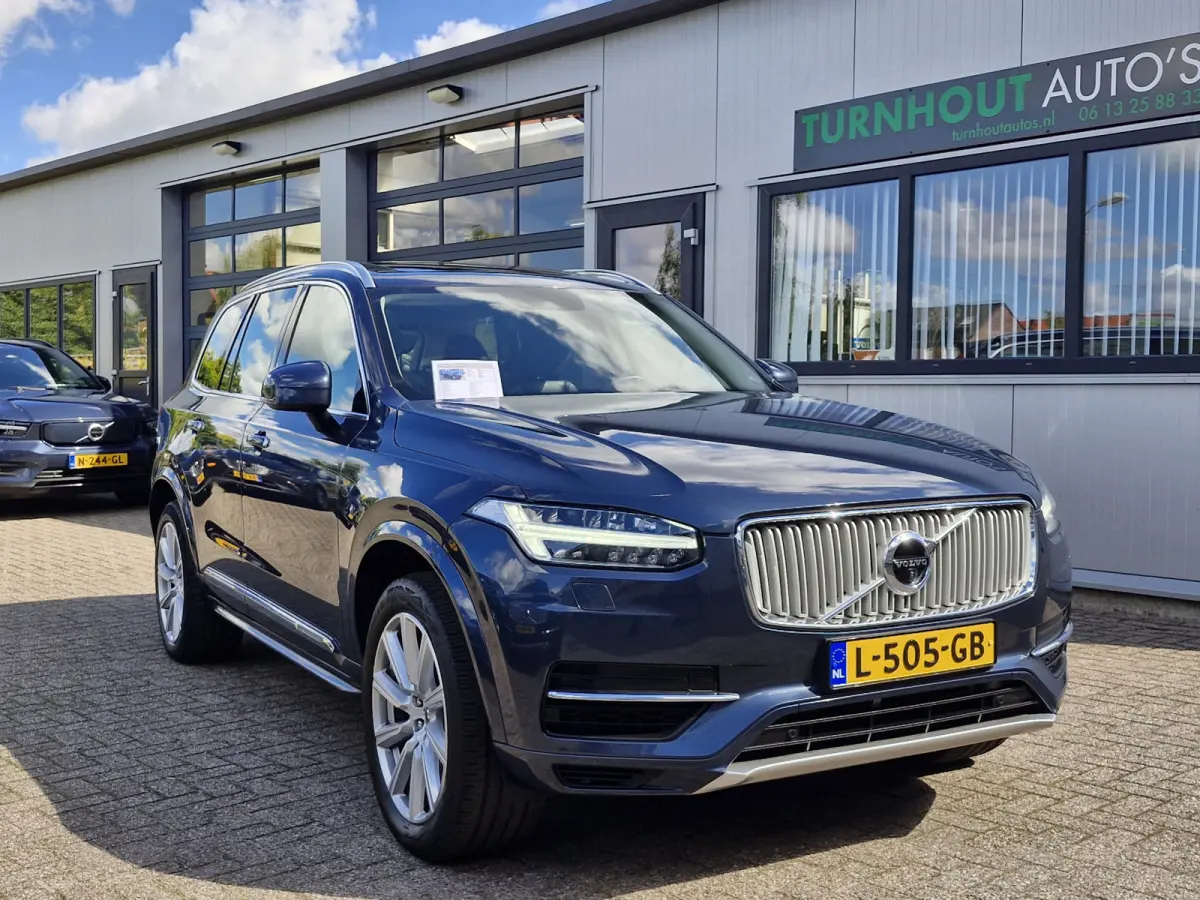 T8 Twin Engine AWD Inscription | head-up | camera | Elect dak | dodehoek detectie | Luxury-Line (achteruitrijcamera, head-up display) | Volle auto