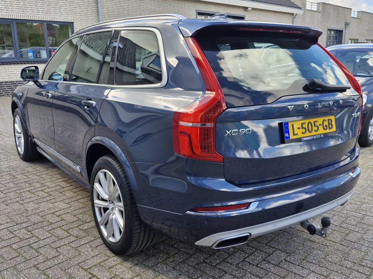 T8 Twin Engine AWD Inscription | head-up | camera | Elect dak | dodehoek detectie | Luxury-Line (achteruitrijcamera, head-up display) | Volle auto