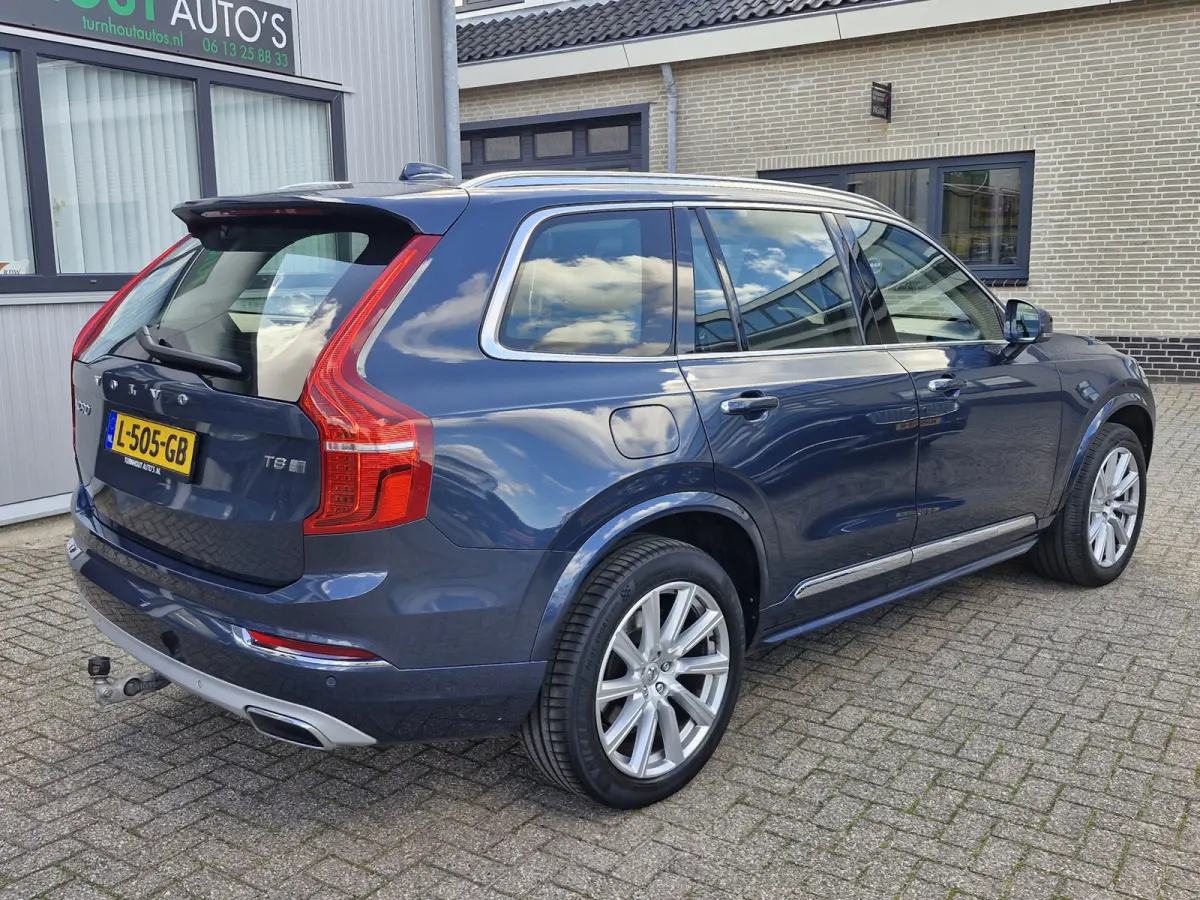 T8 Twin Engine AWD Inscription | head-up | camera | Elect dak | dodehoek detectie | Luxury-Line (achteruitrijcamera, head-up display) | Volle auto