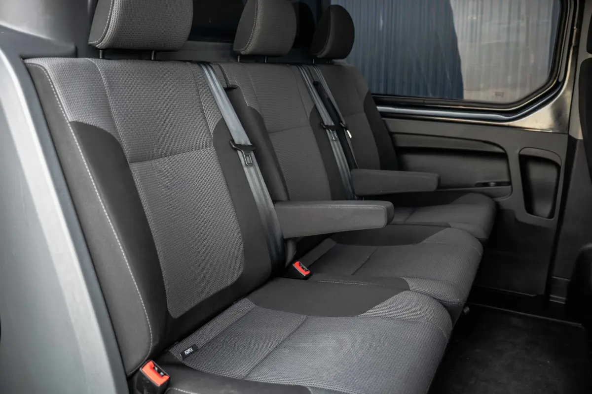 2.0 EcoJet L2H1 | DC 5-Zits | 145 PK | Camera | Cruise | Navi | Airco | Trekhaak