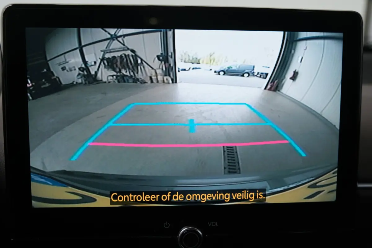 1.5 Hybrid 130 GR SPORT - Airco, Cruise, Virtual display, Camera, Stoel/stuur verwarming, PDC, Navi.