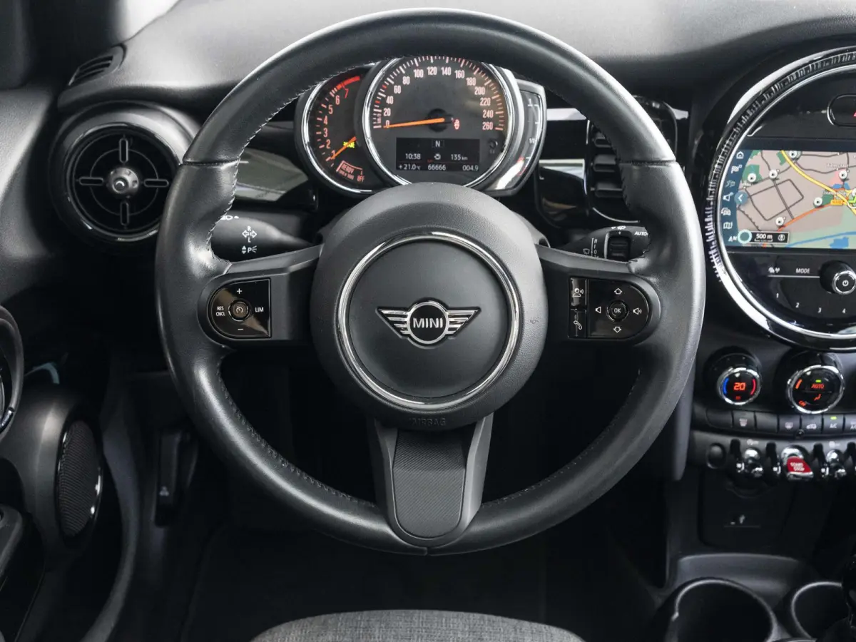 One Business Edition | Navigatie | Apple Carplay