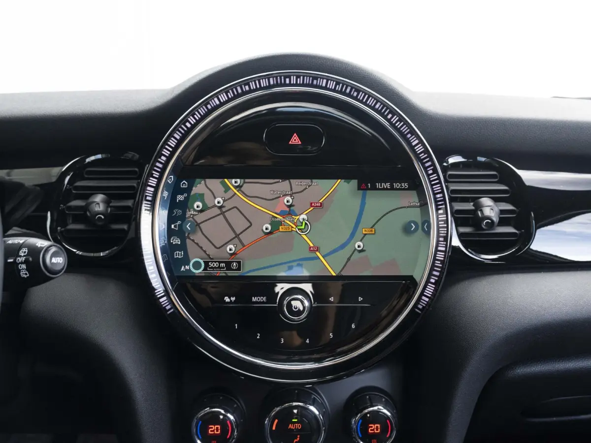 One Business Edition | Navigatie | Apple Carplay
