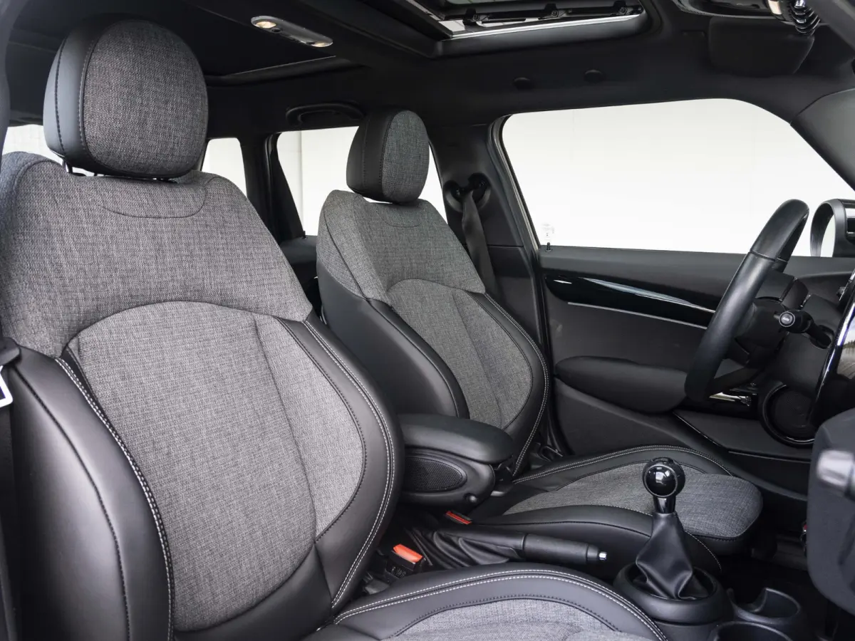 One Business Edition | Navigatie | Apple Carplay