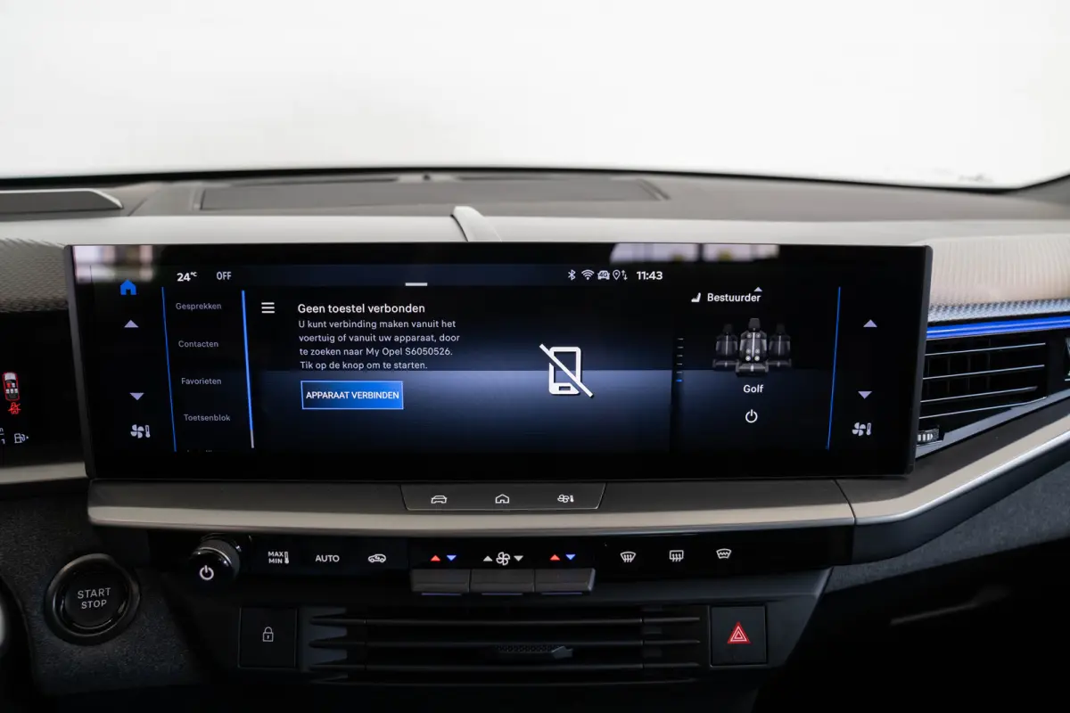 1.6 Turbo Plug-in-Hybrid GS | Tot 8 Jaar Garantie | Lederen bekleding | Trekhaak | Panoramadak | 20 Inch velgen | Stoel & Stuuverwarming | 7.4 KW Lader | Focal Audio |