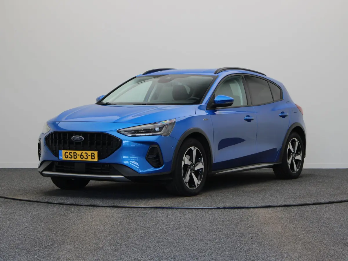 1.0 EcoBoost Hybrid Active Style | Cruise Control | Climate Control | Navigatie systeem | Apple Carplay & Android Auto | Stuurverwarming | Stoelverwarming | Achteruitrijcamera | Trekhaak |