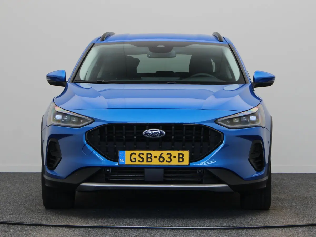 1.0 EcoBoost Hybrid Active Style | Cruise Control | Climate Control | Navigatie systeem | Apple Carplay & Android Auto | Stuurverwarming | Stoelverwarming | Achteruitrijcamera | Trekhaak |