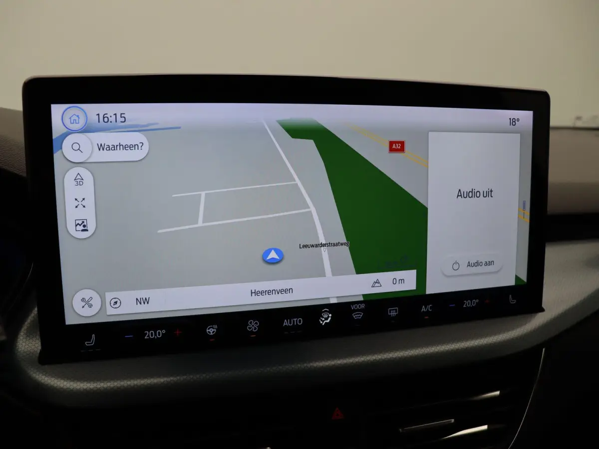 1.0 EcoBoost Hybrid Active Style | Cruise Control | Climate Control | Navigatie systeem | Apple Carplay & Android Auto | Stuurverwarming | Stoelverwarming | Achteruitrijcamera | Trekhaak |