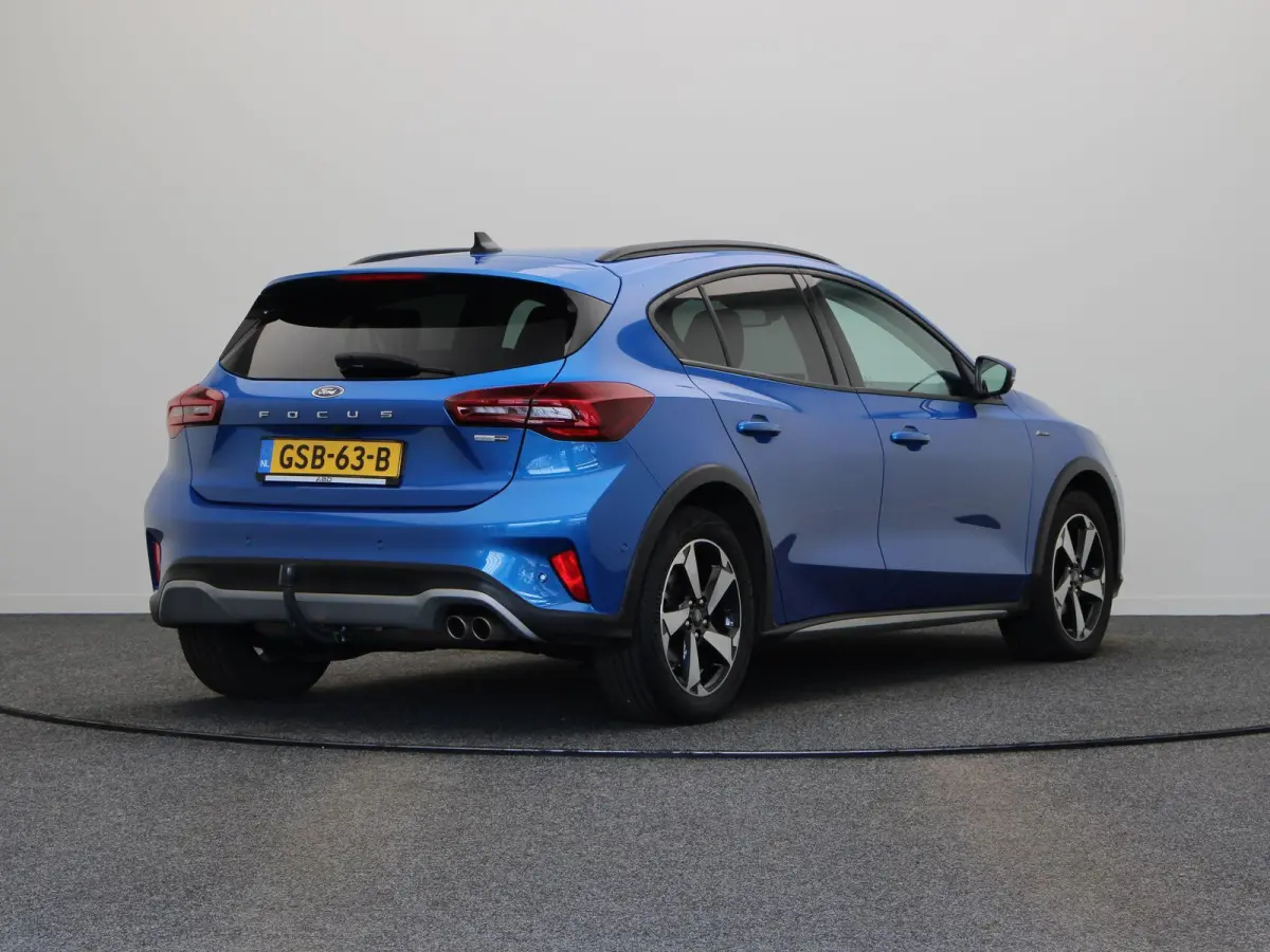 1.0 EcoBoost Hybrid Active Style | Cruise Control | Climate Control | Navigatie systeem | Apple Carplay & Android Auto | Stuurverwarming | Stoelverwarming | Achteruitrijcamera | Trekhaak |