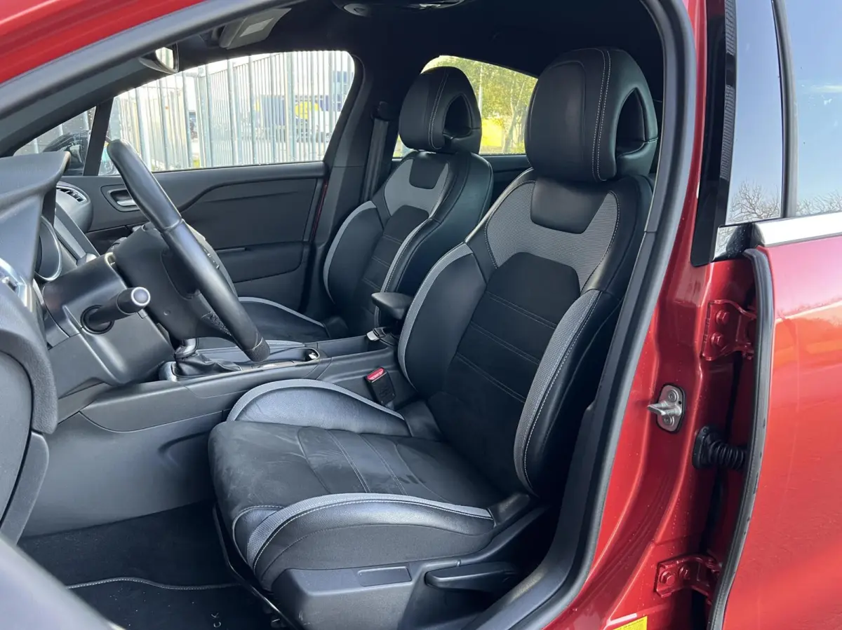 120pk BlueHDi Automaat Luxe