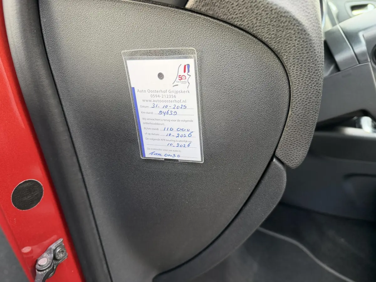 120pk BlueHDi Automaat Luxe