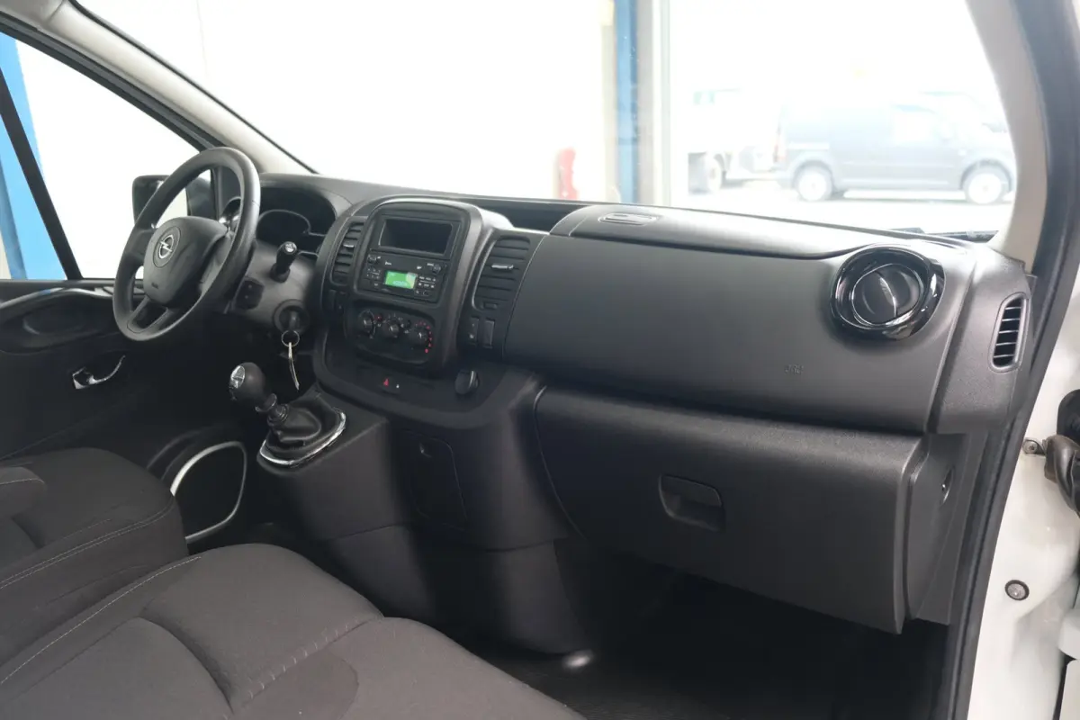 1.6 CDTI L2H1 3p Edition EcoFlex - Airco, PDC, Trekhaak.