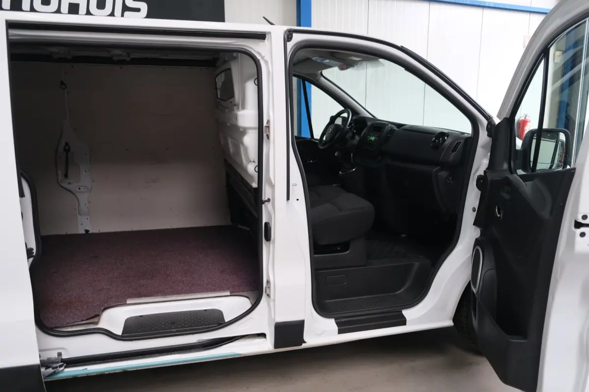 1.6 CDTI L2H1 3p Edition EcoFlex - Airco, PDC, Trekhaak.