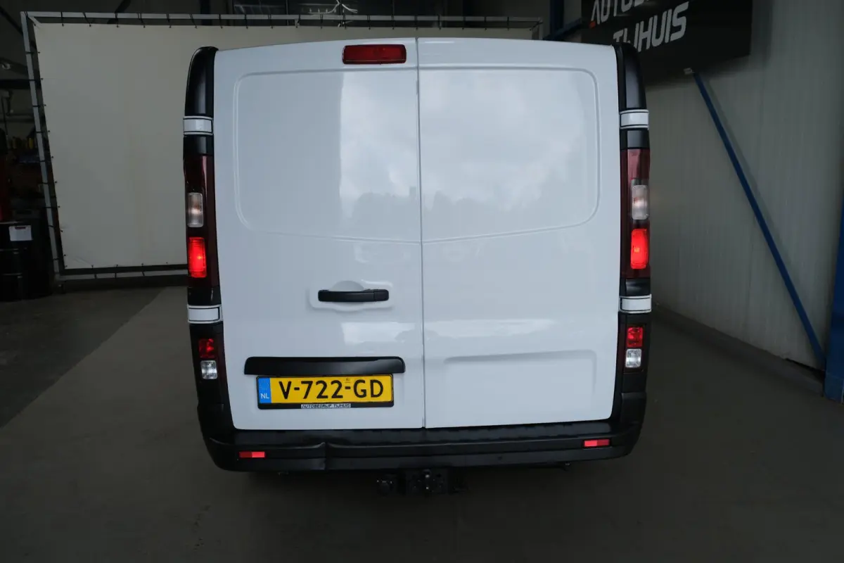 1.6 CDTI L2H1 3p Edition EcoFlex - Airco, PDC, Trekhaak.