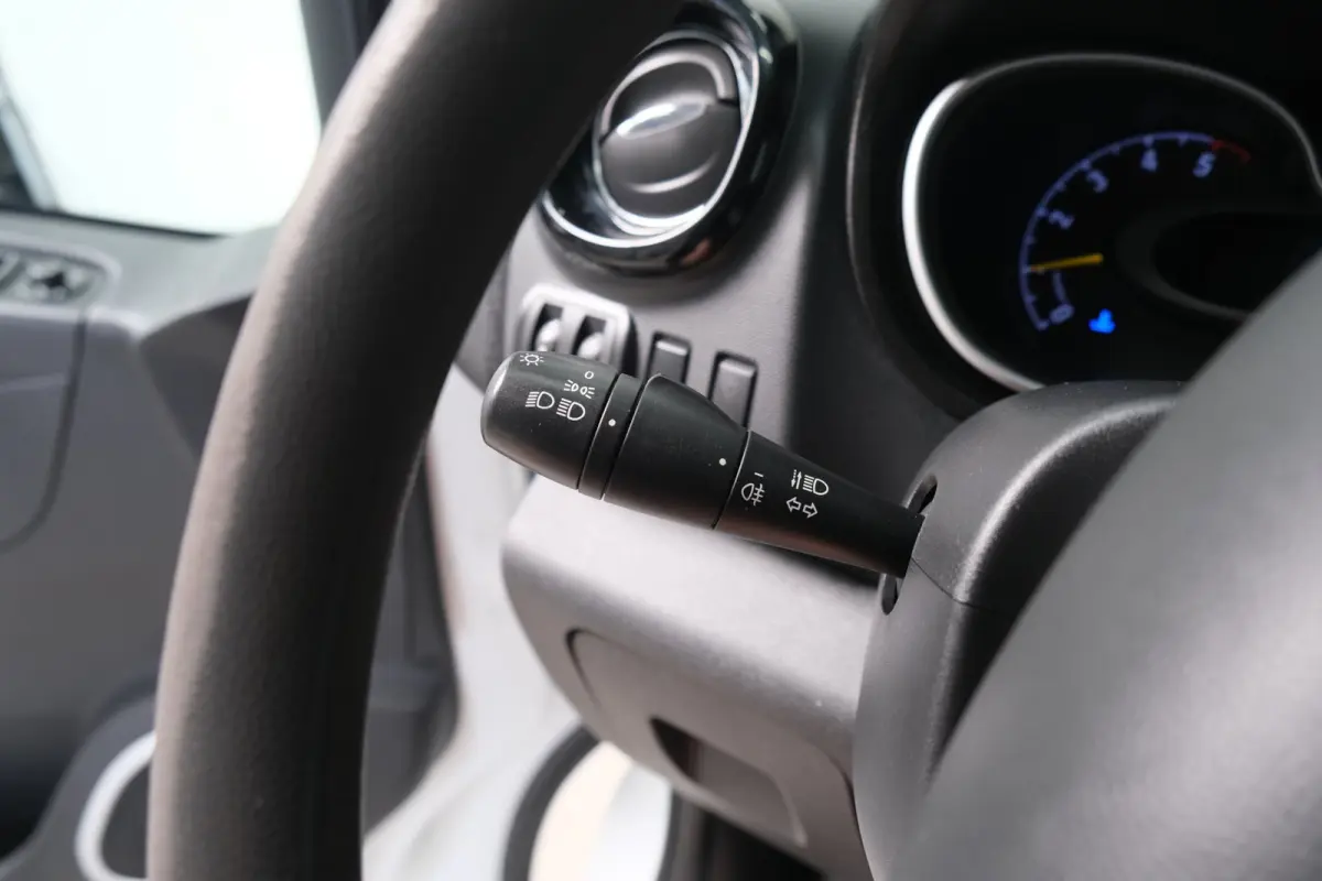 1.6 CDTI L2H1 3p Edition EcoFlex - Airco, PDC, Trekhaak.