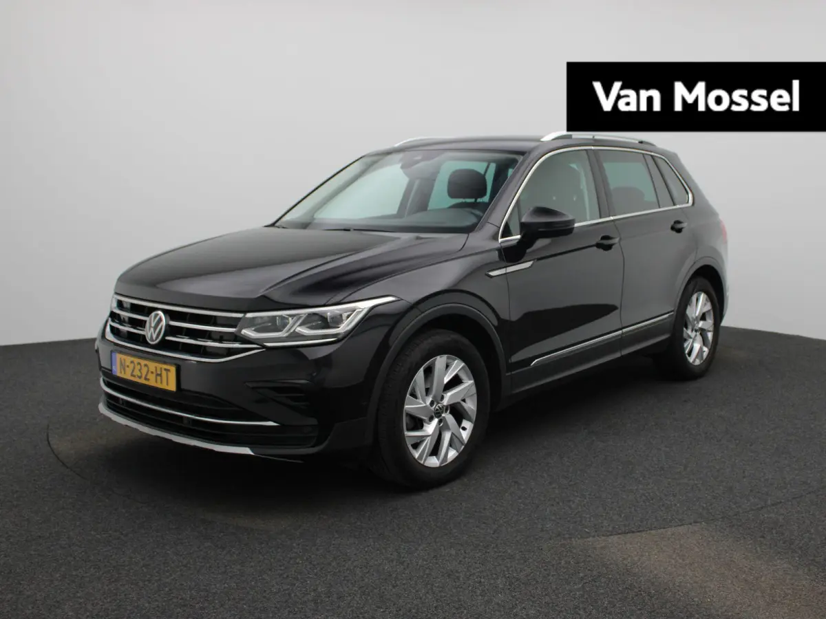 1.5 TSI Elegance 150 PK| Dealeronderhouden | Trekhaak | Navigatie | Achteruitrijcamera | Climatronic ( 3 zones ) | Parkeersensoren + Assistent | Achterklep Elektrisch