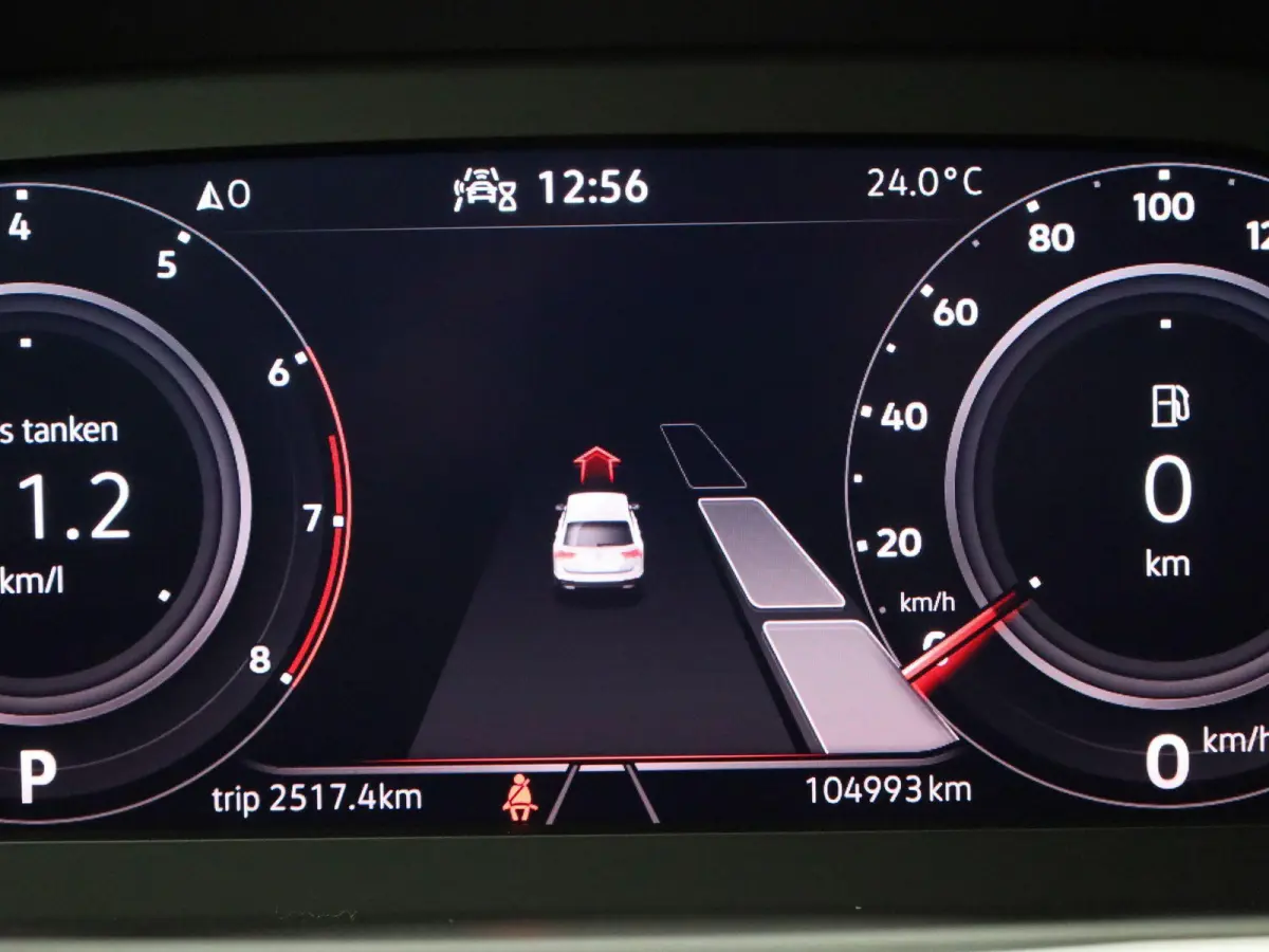 1.5 TSI Elegance 150 PK| Dealeronderhouden | Trekhaak | Navigatie | Achteruitrijcamera | Climatronic ( 3 zones ) | Parkeersensoren + Assistent | Achterklep Elektrisch
