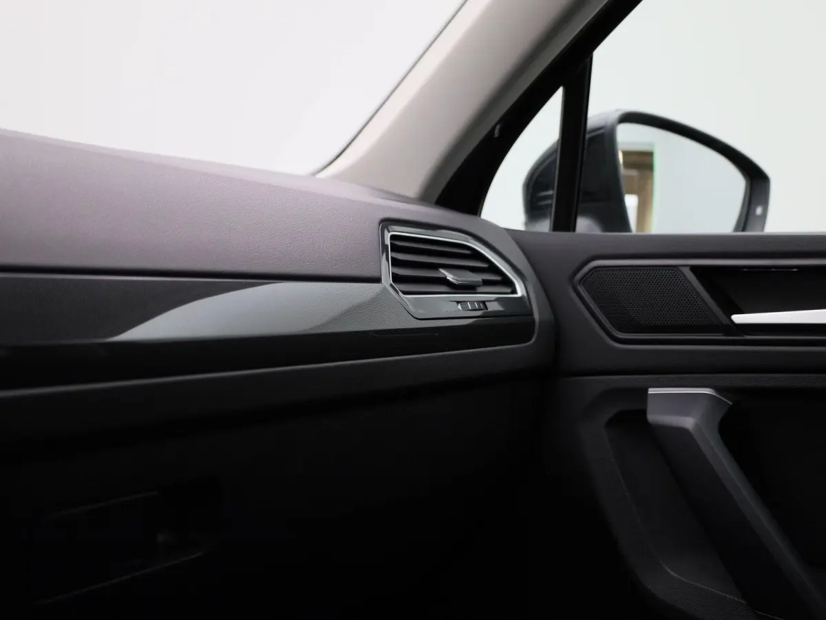 1.5 TSI Elegance 150 PK| Dealeronderhouden | Trekhaak | Navigatie | Achteruitrijcamera | Climatronic ( 3 zones ) | Parkeersensoren + Assistent | Achterklep Elektrisch